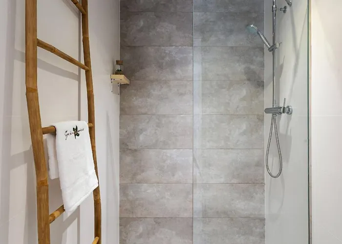 Granaxperience La Maleta Granada